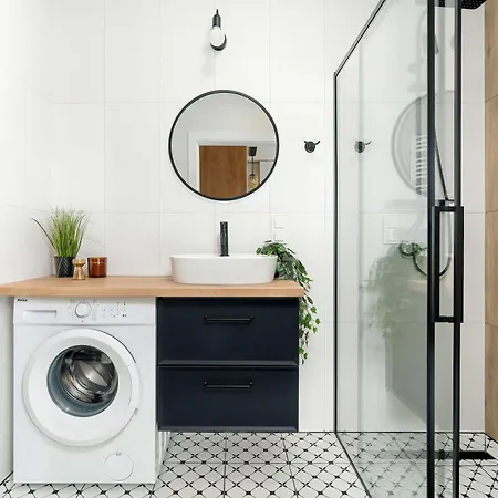 Prestigious With Terrace And Parking Close To The Airport By Renters Prestige Apartman