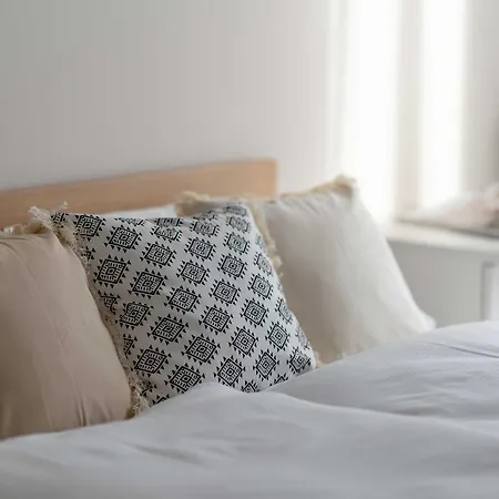 Prestigious With Terrace And Parking Close To The Airport By Renters Prestige Poznan