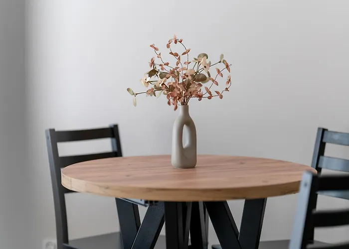 Prestigious With Terrace And Parking Close To The Airport By Renters Prestige *