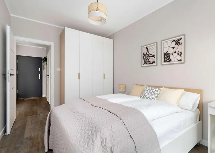 Prestigious With Terrace And Parking Close To The Airport By Renters Prestige Apartman *