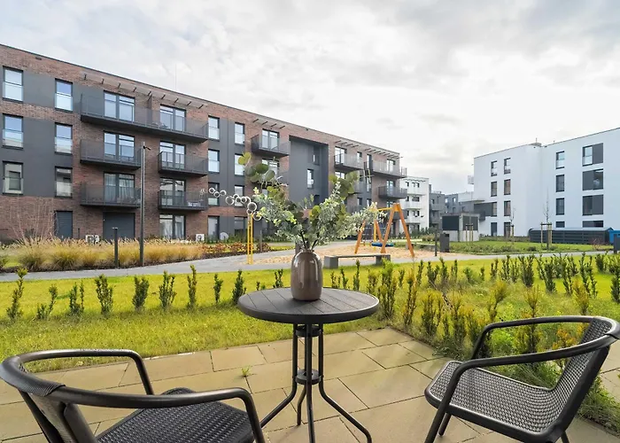 Prestigious With Terrace And Parking Close To The Airport By Renters Prestige Apartman *