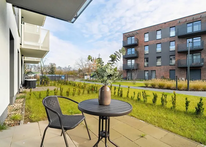 Prestigious With Terrace And Parking Close To The Airport By Renters Prestige Poznań